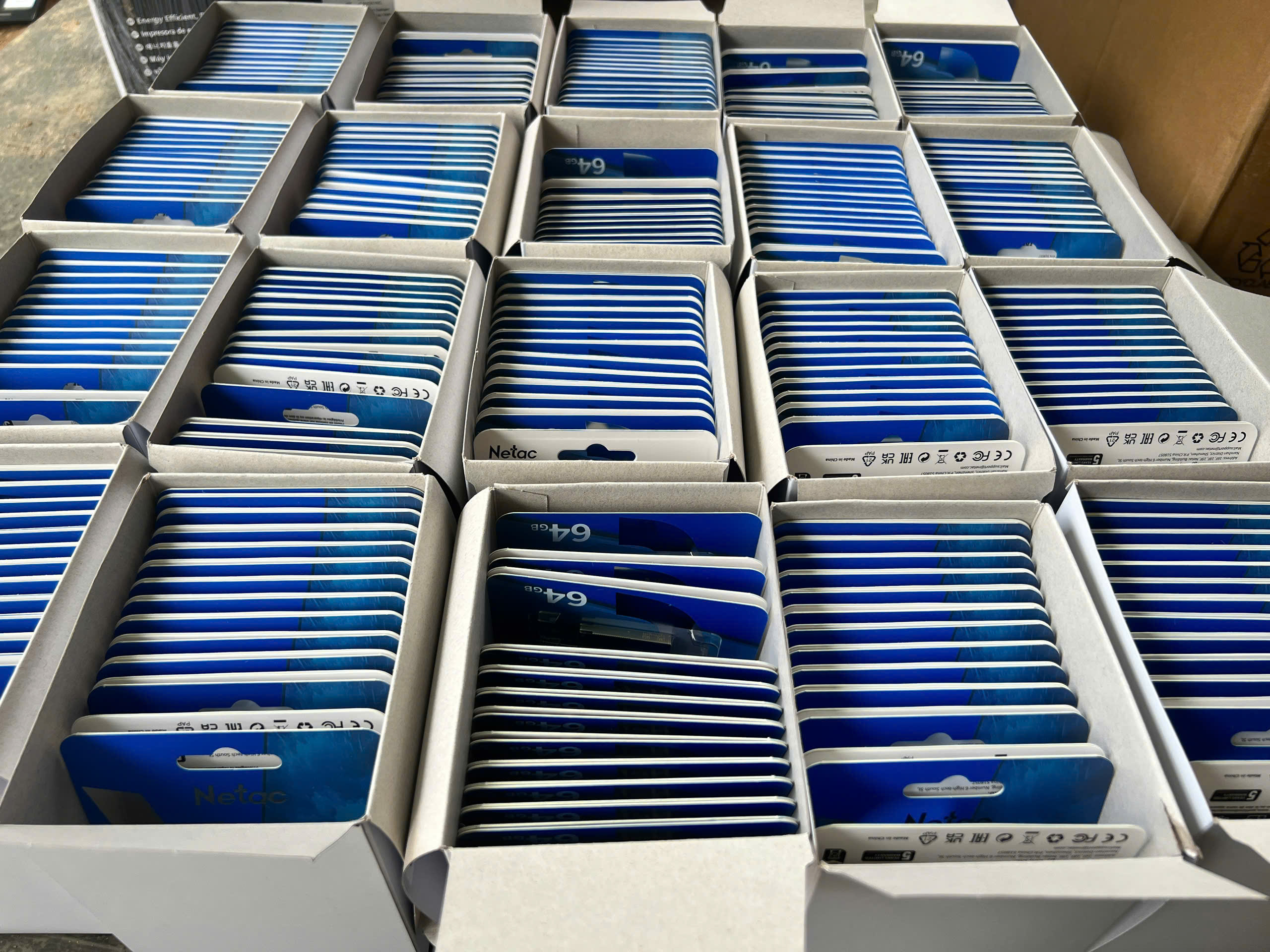 USB Netac UM1 64GB USB 3.2 – Vỏ kim loại chính hãng