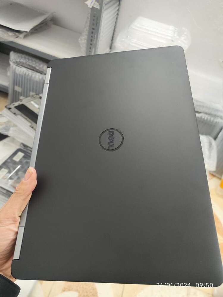 Dell Latitude E5270 core i7 6300U ram 8Gb ssd 256Gb màn 12.5