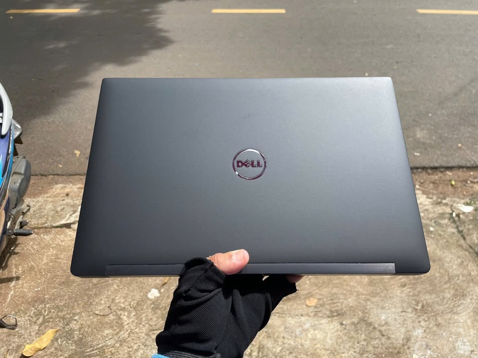 DELL Latitude 7480/ Core i5- 7300U/ RAM 8Gb/ SSD 256Gb/ Màn 14.0