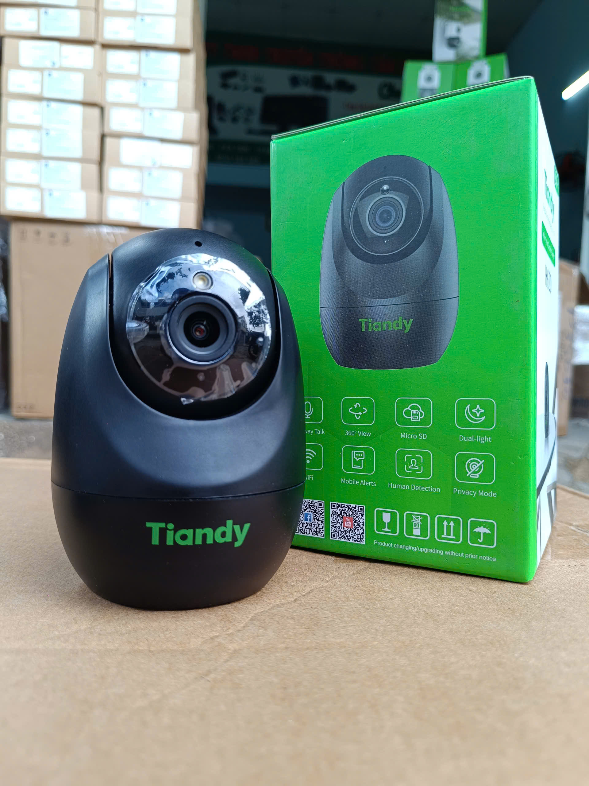 Camera Wifi Tiandy H620 trong nhà 4MP Color Maker & hồng ngoại
