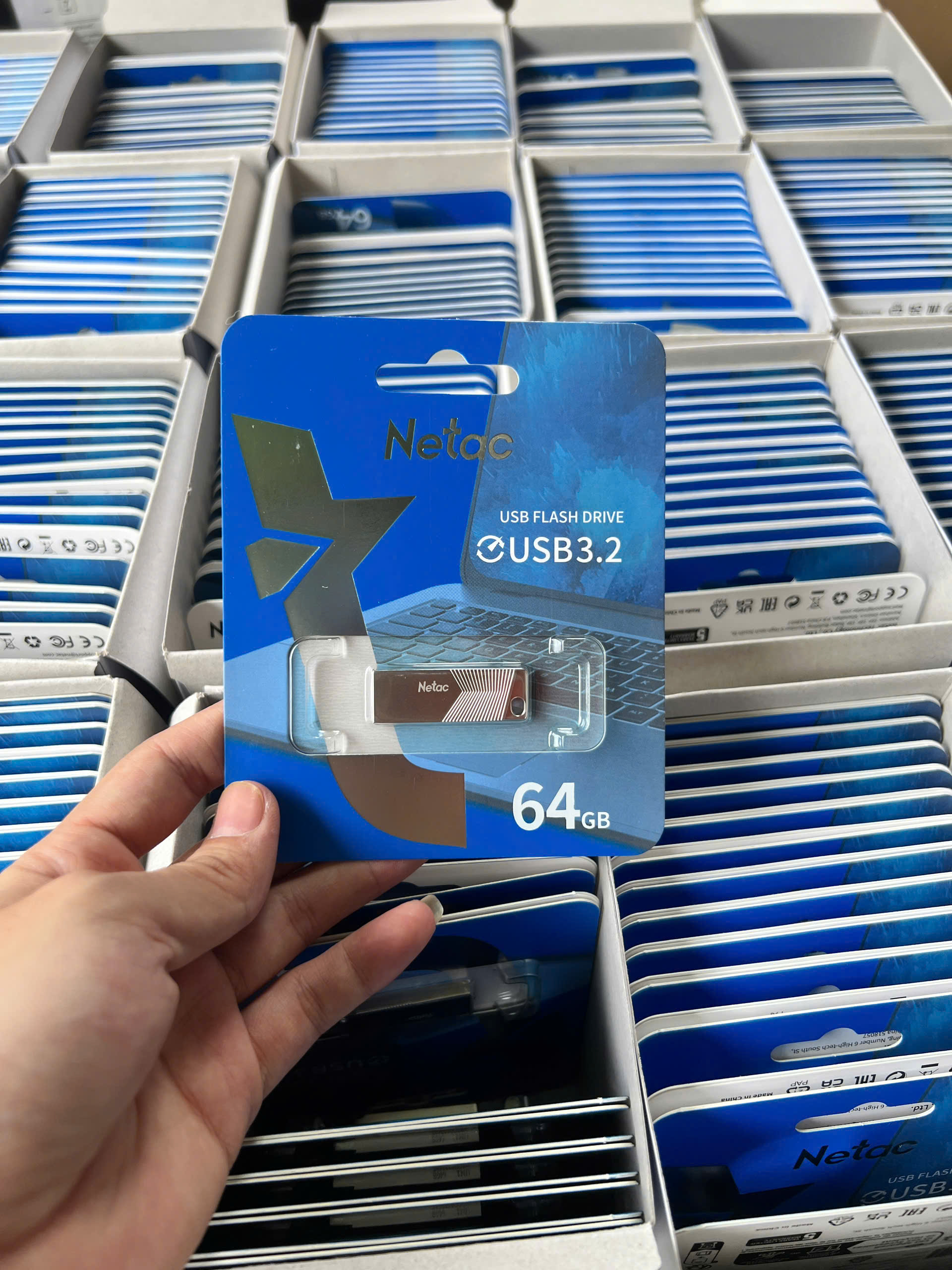 USB Netac UM1 64GB USB 3.2 – Vỏ kim loại chính hãng