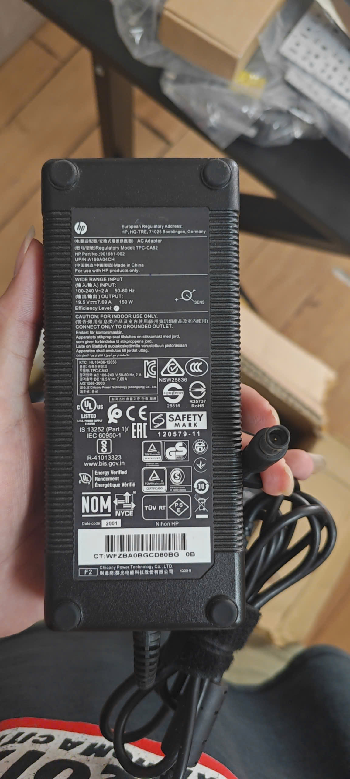 Sạc Hp 7.9A 150W thân dày. Kim to