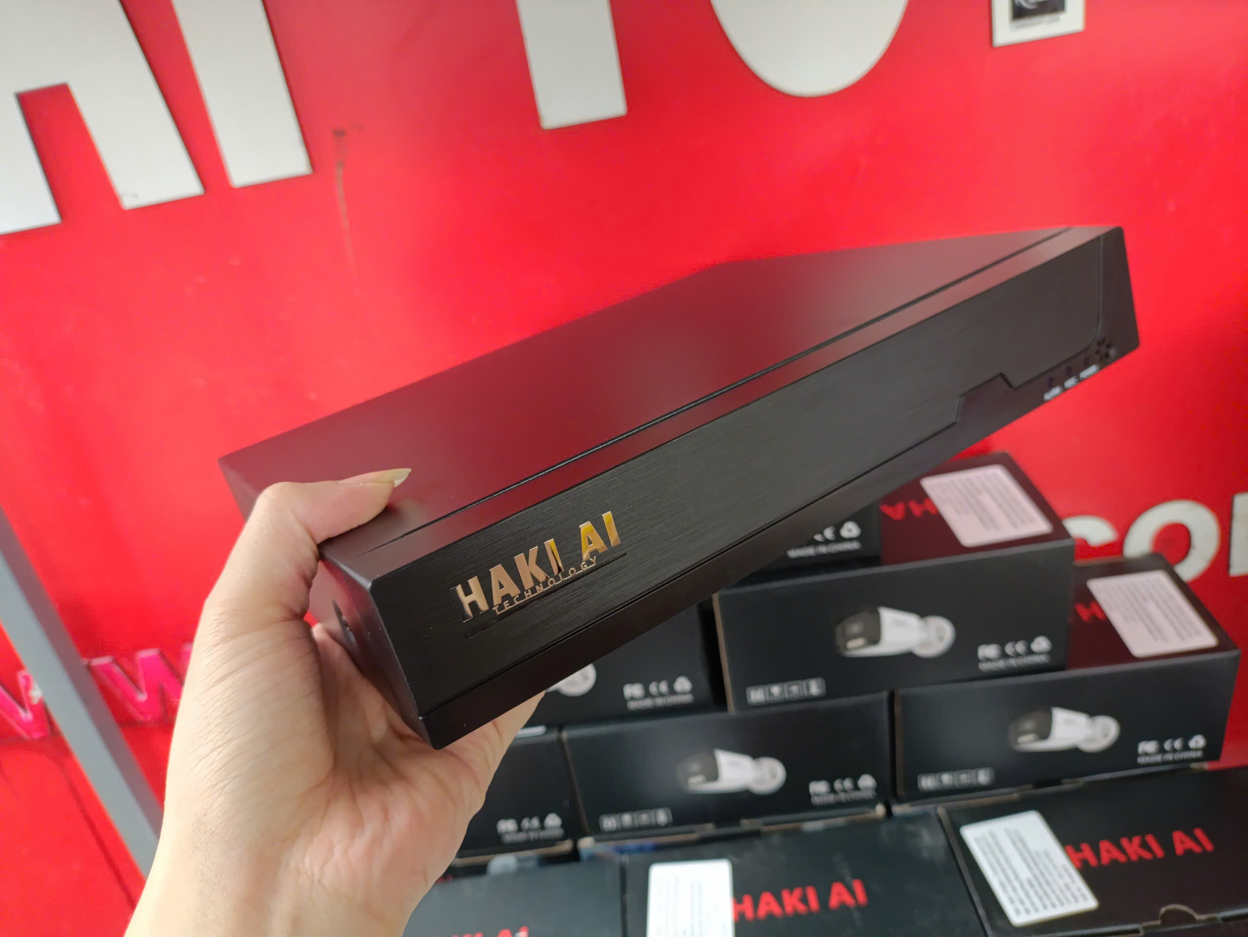 Đầu ghi hình DS-HAKI-8816-4KAi.