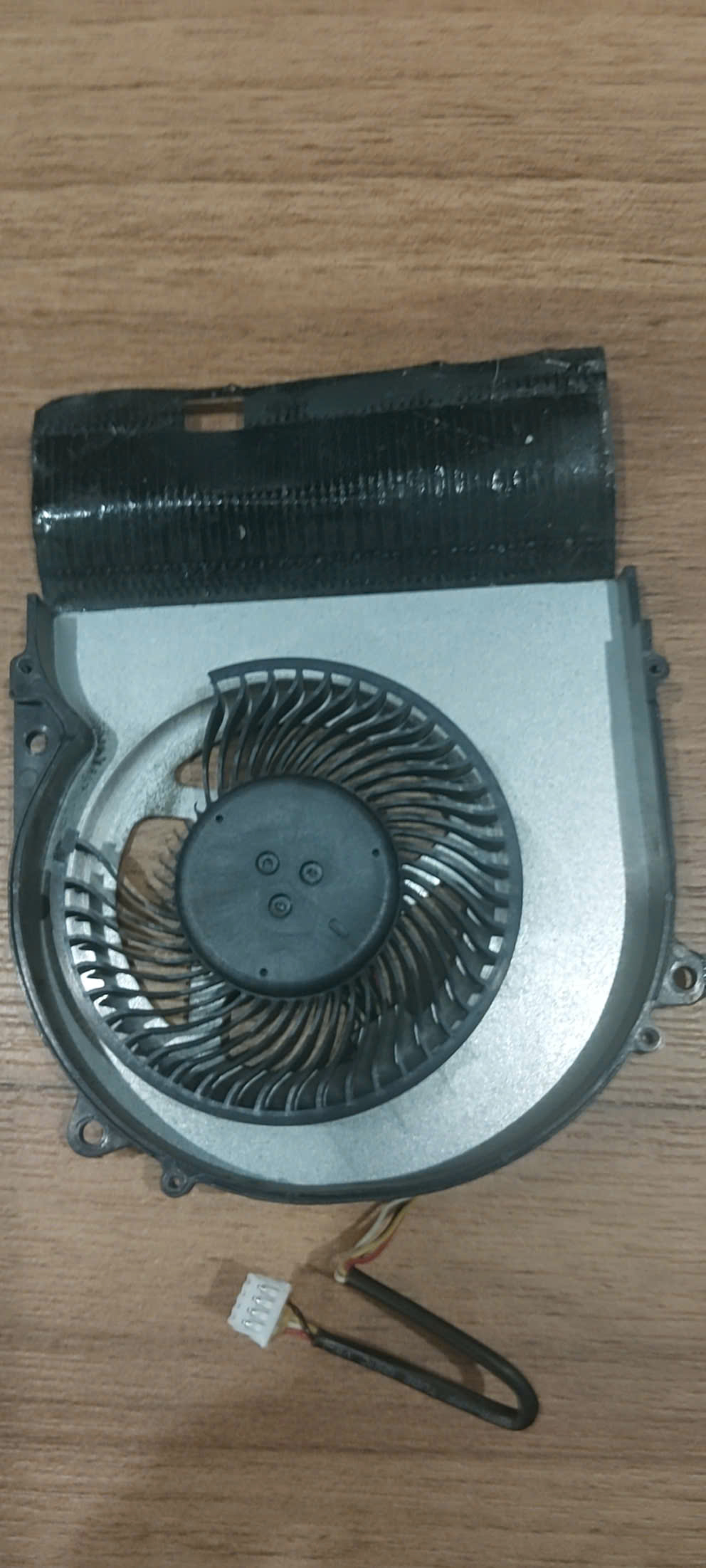 Quạt Fan Laptop Gigabyte G5 GD-51S1123SO