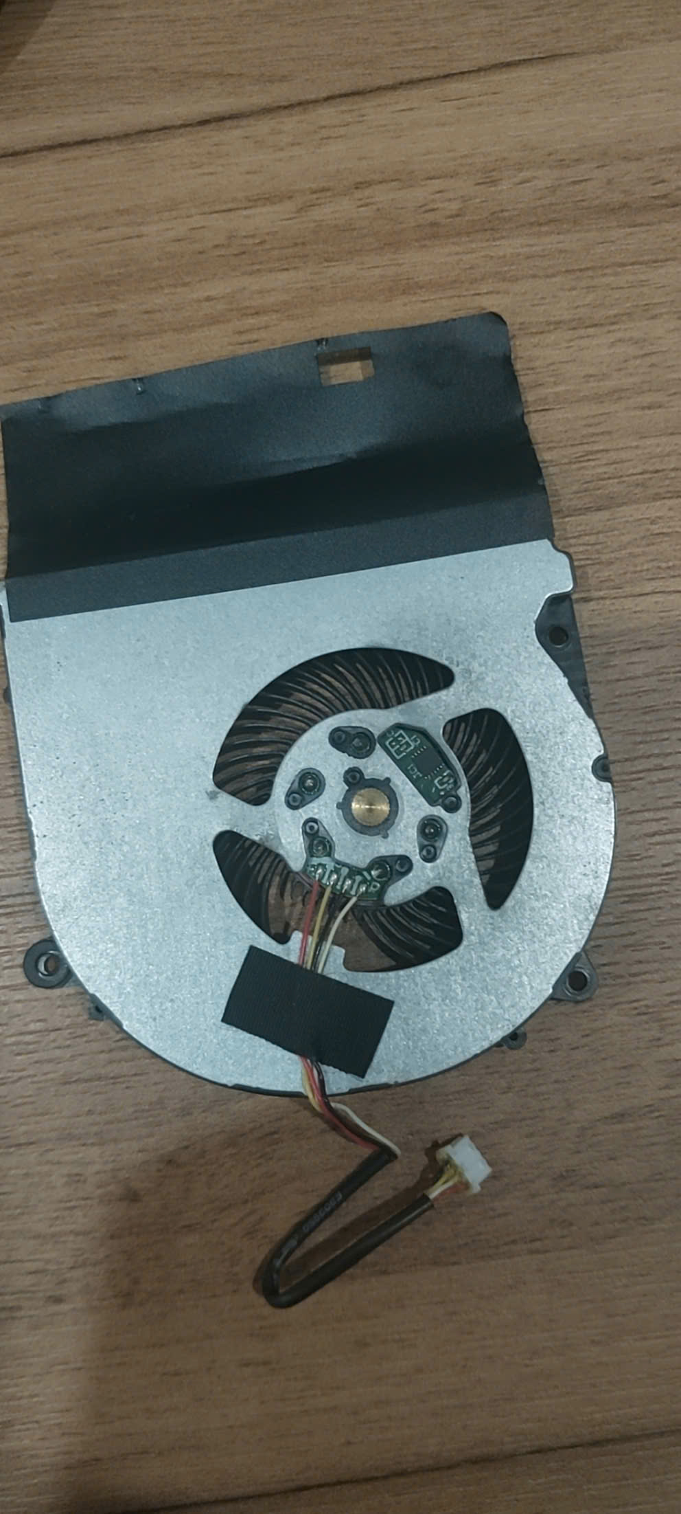 Quạt Fan Laptop Gigabyte G5 GD-51S1123SO
