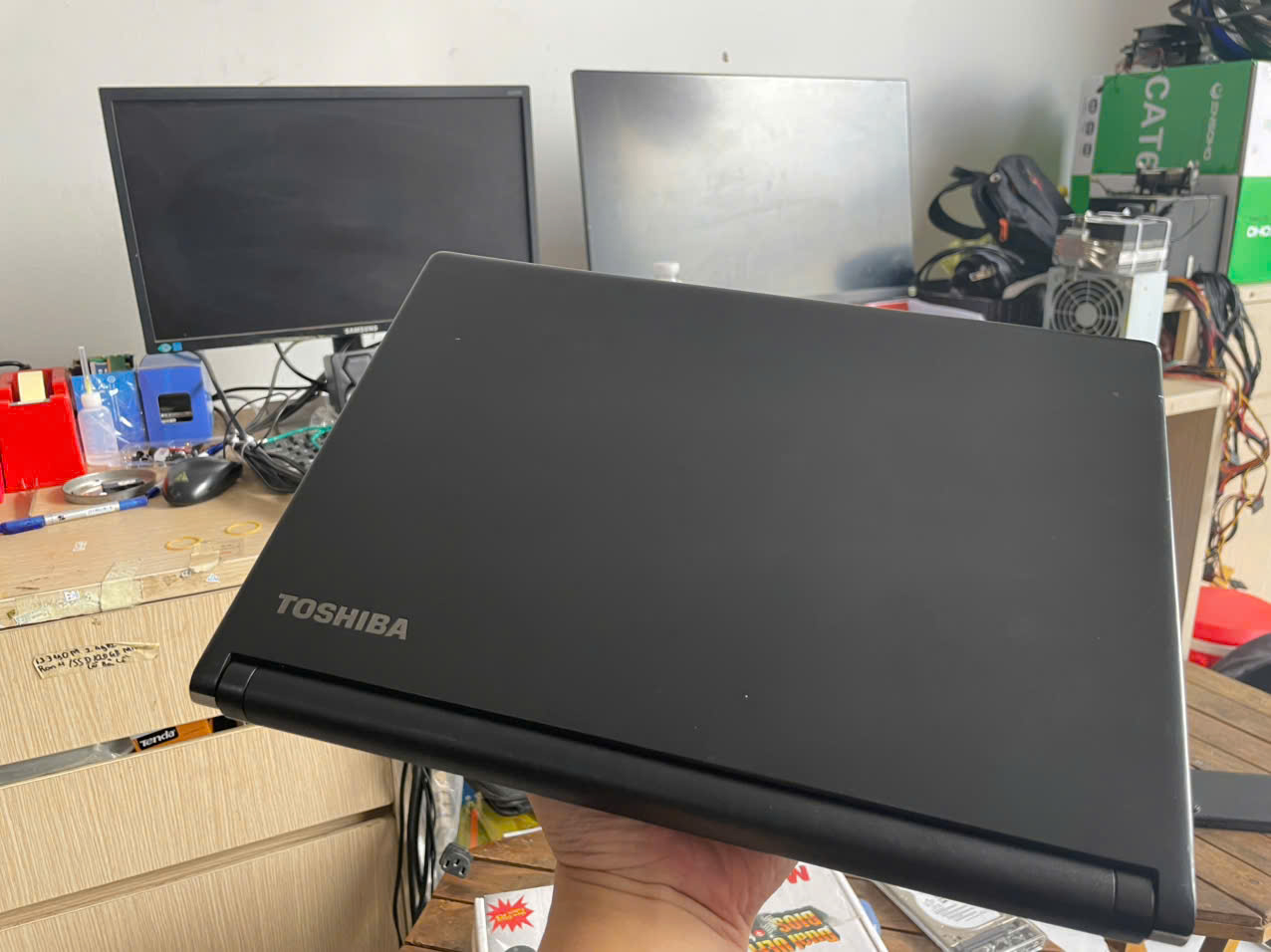 Laptop Tosshiba R73/B Core I5 - 6300U/ 8gb/256gb Màn 13.3inch HD