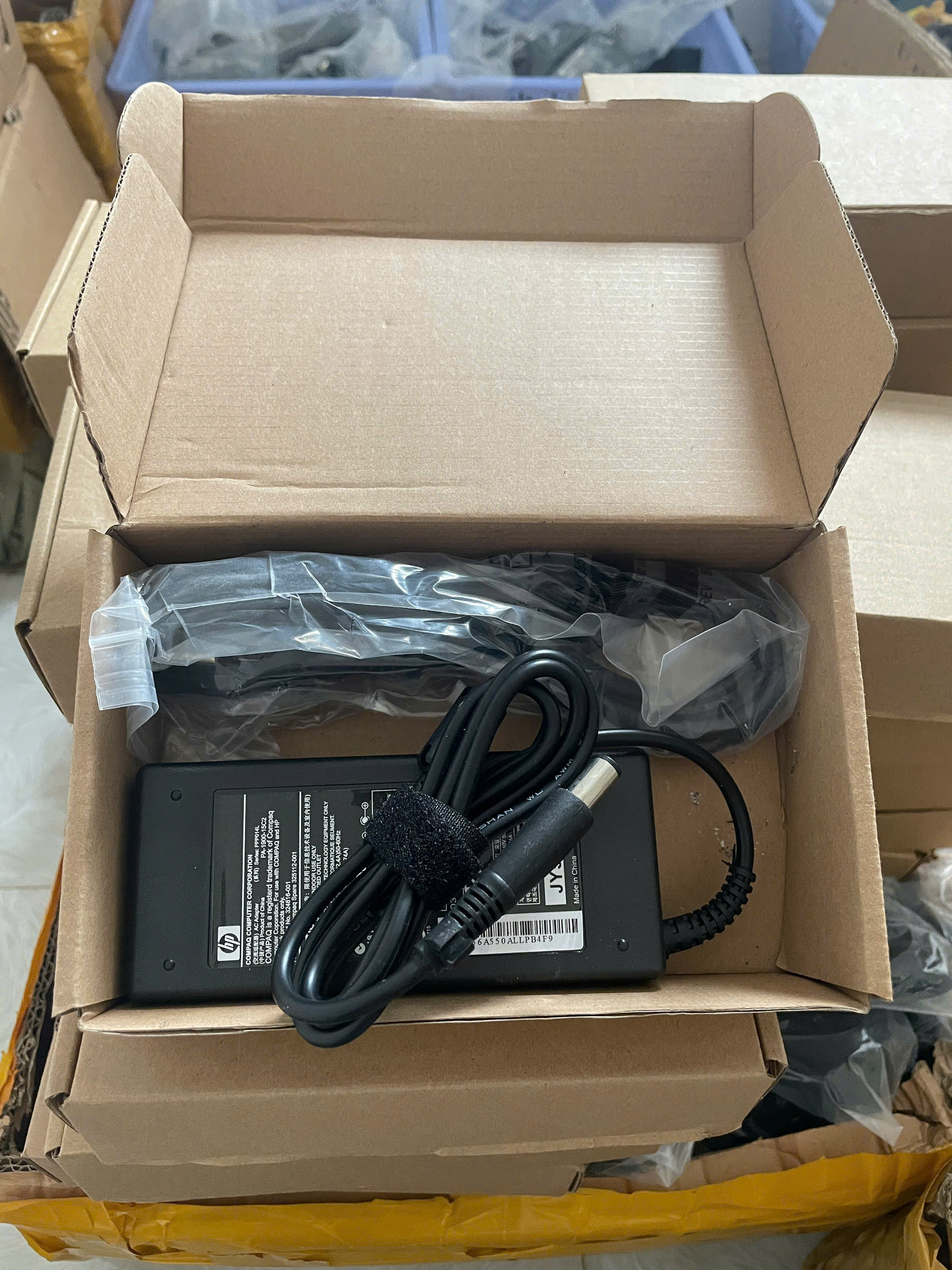 Adapter Laptop HP (Zin/19.5V/4.74A/90W/Đầu kim lớn)